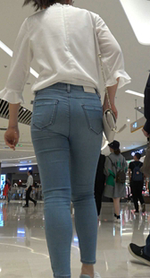 难道这就是传说中的微胖？翘臀没话说