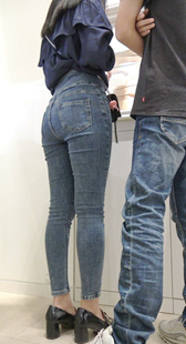 紧身裤和小蛮腰绝对是绝配第一季