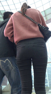 性感饱满打底翘臀美少妇