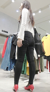 高跟打底裤苹果臀长发妈咪