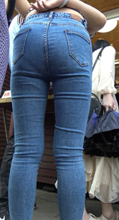 宽臀紧身蓝牛少妇战斗力强第一季