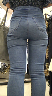 娇小美女蓝牛大宽臀为什么第二季