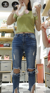 性感蓝牛紧臀妈咪