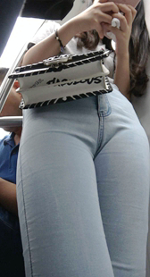 超紧灰牛仔紧臀金三角少妇第二季