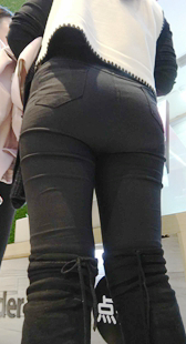 打底裤圆润饱满丰臀少妇