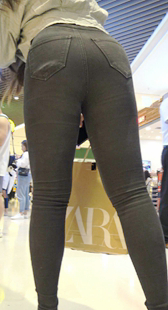 春节献礼牛仔巨臀饱满金三角美女第三季