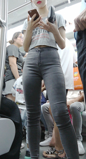 春节献礼灰牛苹果臀金三角紧内痕大美女第三季