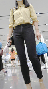 紧身黑裤金三角暴露战斗力