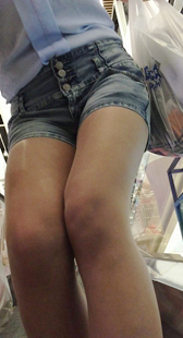 商场牛仔热裤美三角