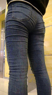 性感牛仔熟女前后摄