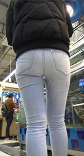 灰牛仔大屁股少妇第三季