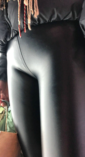 性感皮裤金三角熟女特写