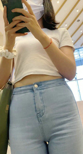 性感蛇腰大巨臀金三角美女小姐姐