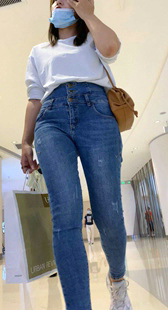 性感饱满前三角美少女