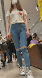 超紧蓝牛饱满美臀美女