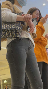 性感灰牛仔裤金三角特写