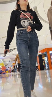 蓝牛骆驼趾特写