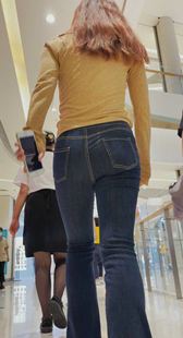 饱满圆润蓝牛紧臀妹子