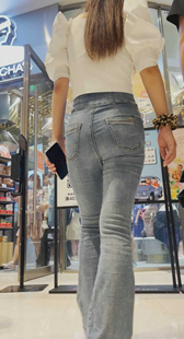 细腰长腿长发小姐姐