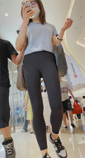 紧身瑜伽裤紧臀金三角