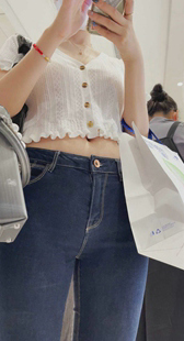 性感蓝牛紧臀紧三角眼镜妹