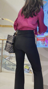 元旦献礼黑色性感女儿陪妈妈逛街