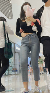 端午节献礼极品翘臀学生妹