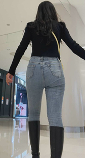 细腰大屁股紧臀妹子