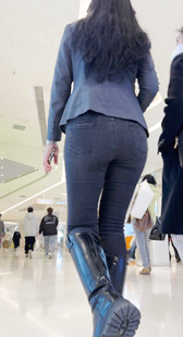 细腰大翘臀长发小姐姐