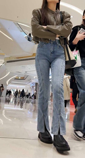 长腿倒三角紧臀美女