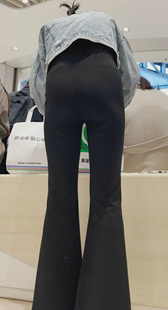 长腿黑裤性感美腿特写