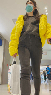 商场灰牛少妇视频