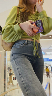 五一献礼牛仔金三角长发美女小姐姐