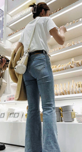 五一献礼超紧牛仔紧身大美女