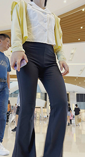 商场瑜伽健身裤熟女