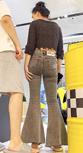 国庆献礼喇叭裤丰臀你行你来