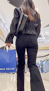 黑牛仔长发细腰小姐姐