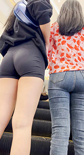 丰臀两姐妹你看行？