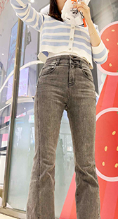 灰牛仔正三角少妇