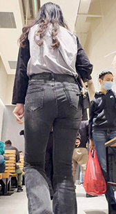商场包臀牛仔妹子