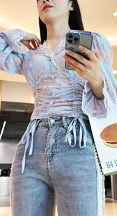 春节献礼细腰紧牛身材比例超好美女