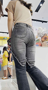 春节献礼美女性感翘臀魅力爆表