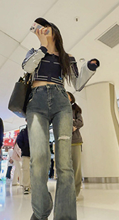 长腿紧臀长发学妹