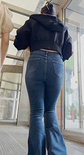 性感包臀美臀少妇穿上超紧牛仔裤指引你