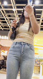 金三角包臀牛仔裤妹子