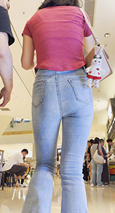 商场紧臀牛仔开发多