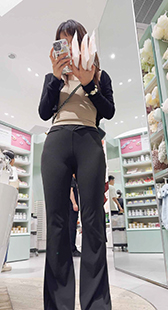 国庆献礼金三角包臀黑裤妹子