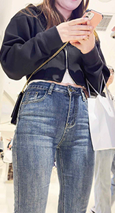 性感包臀蓝牛金三角少妇