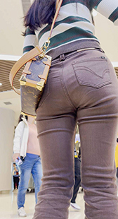 包臀布裤成熟少妇