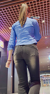 元旦献礼黑牛仔丰翘臀熟女